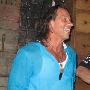 Meet your Posher, Gary